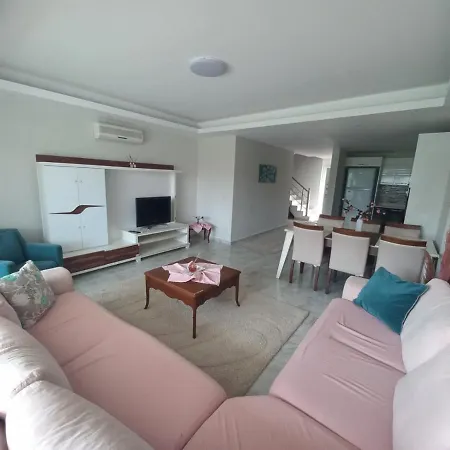 Arcadia Homes فيلة